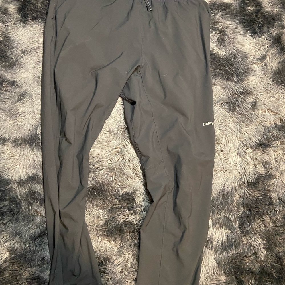 Patagonia Charcoal Activewear